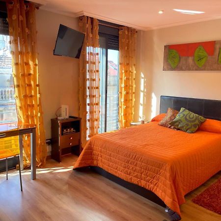 Apartamentos Ronda Виго Екстериор снимка