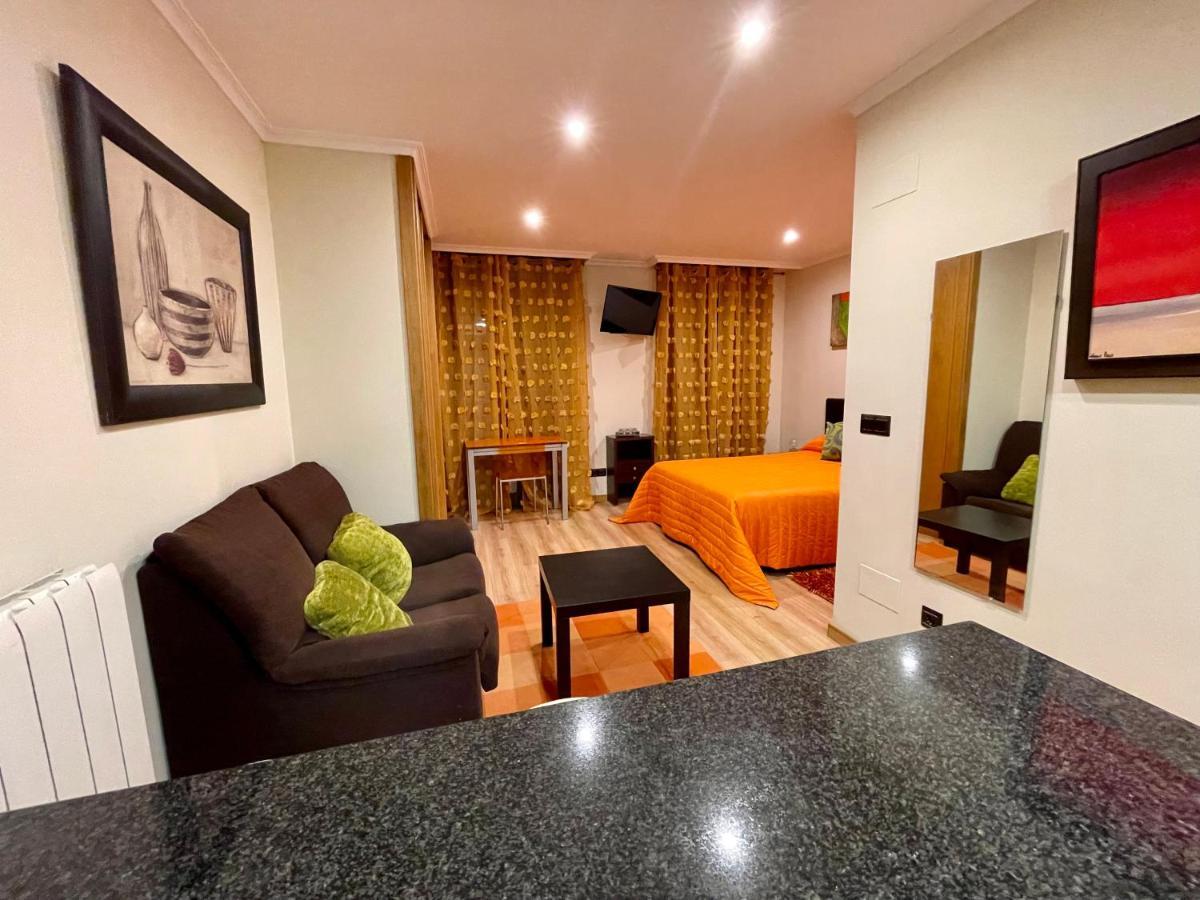 Apartamentos Ronda Виго Екстериор снимка